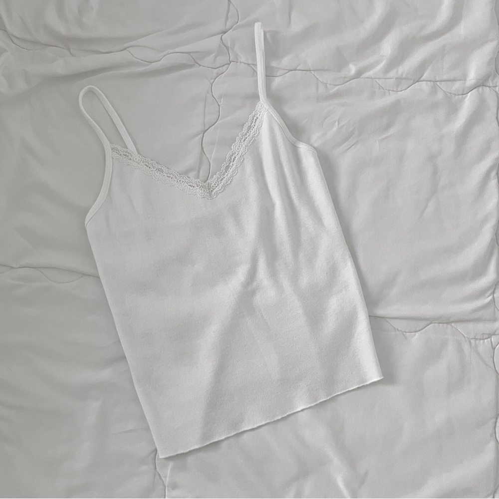 Brandy Melville white lace trim tank top